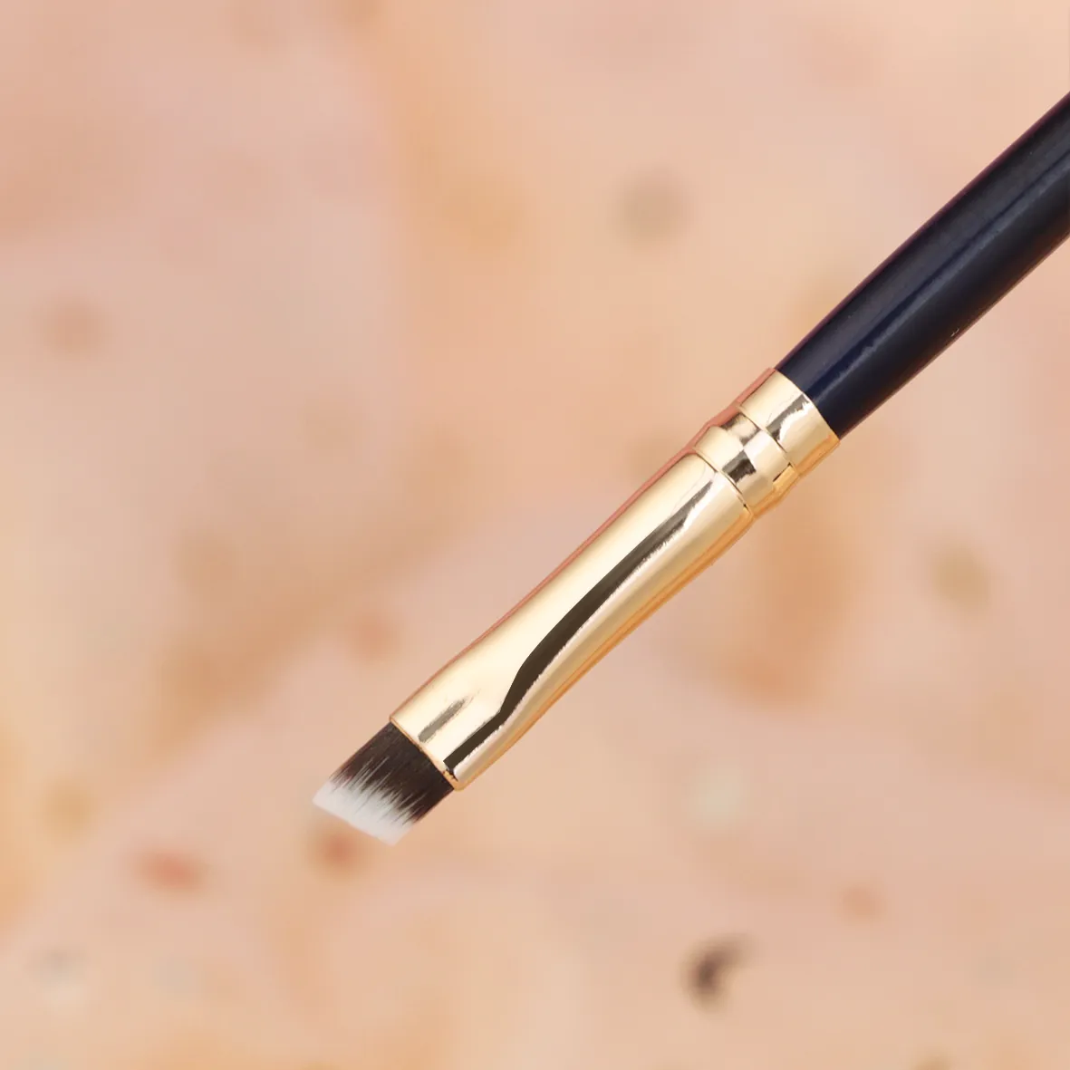 Angled Liner