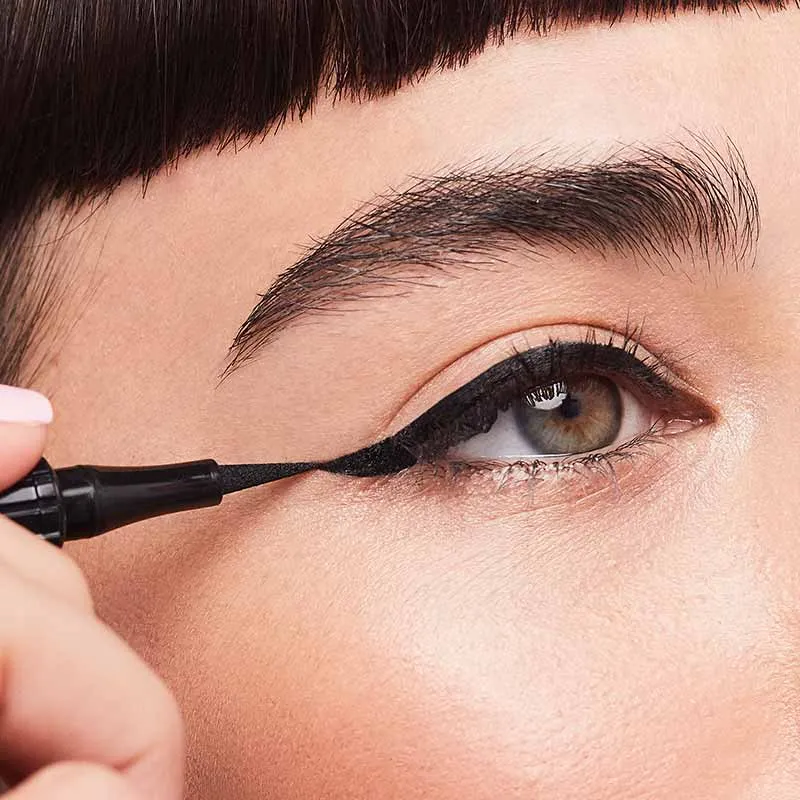 Benefit Cosmetics Roller Liner Eye Liner