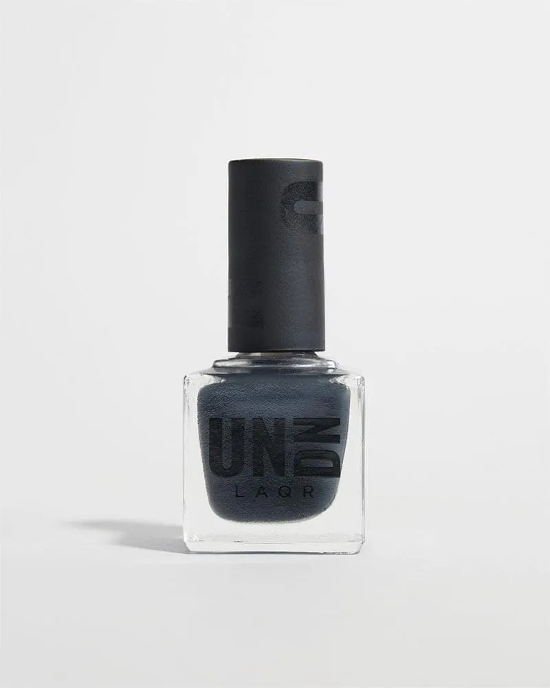 Dark Matte(r)