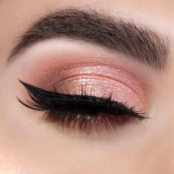ella mila Blushing Goddess Palette